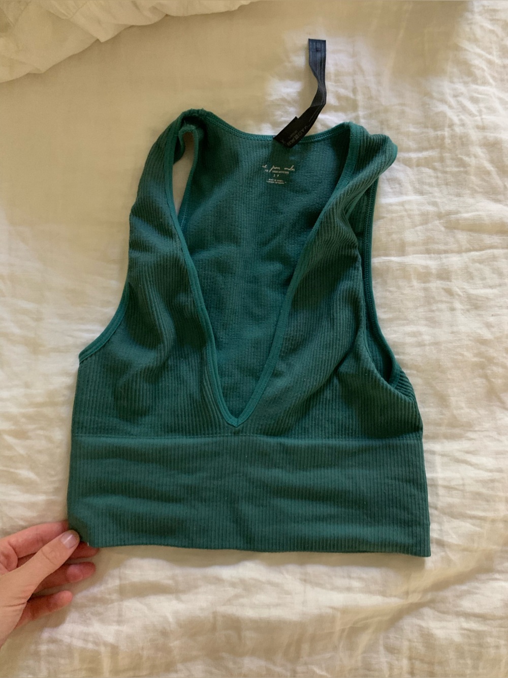 Sweater neckline detection